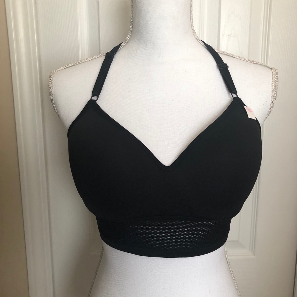 PINK Victoria’s Secret wireless t-back bra
